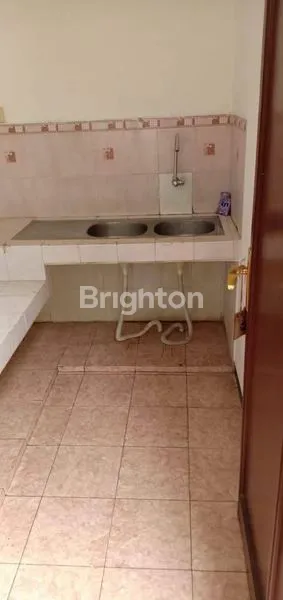 image DIJUAL RUMAH SIAP HUNI DI GRAHA SAMPURNA INDAH WIYUNG SURABAYA BARAT (7)