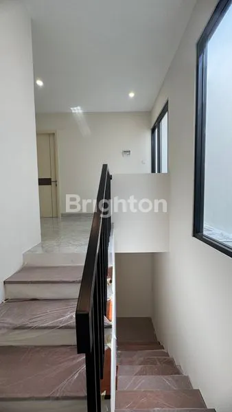 image RUMAH BARU GRESS\U203C\UFE0F\NLOKASI DI CITRALAND SURABAYA BARAT (5)