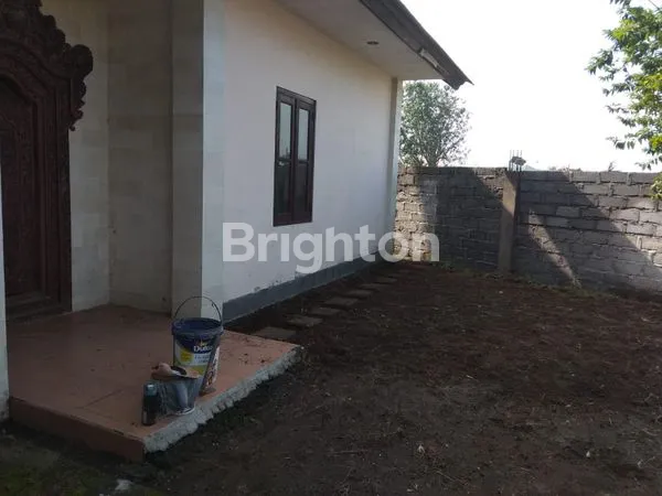 image DIJUAL RUMAH DENGAN LUAS TANAH 300M² DI SEMINYAK HARGA 6,5M (1)