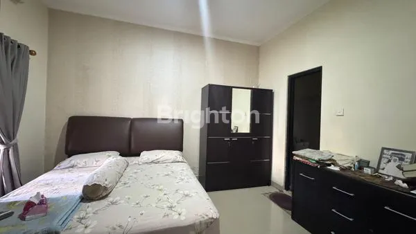 image RUMAH CANTIK 2 LANTAI DI PADANGSAMBIAN (6)