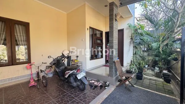 image RUMAH CANTIK 2 LANTAI DI PADANGSAMBIAN (3)