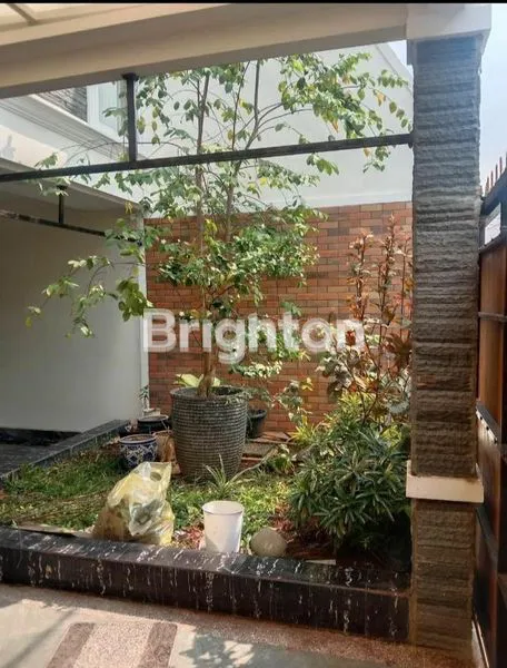 image DIJUAL RUMAH 2 LANTAI DIKAWASAN STRATEGIS DAN BISNIS DI PONDOK KELAPA JAKARTA TIMUR (3)