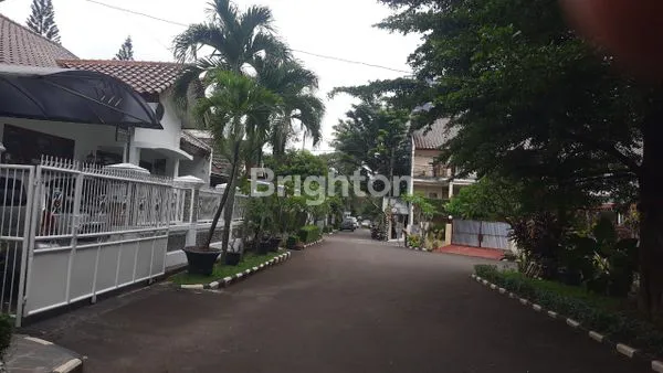 image RUMAH MEWAH 8 KT, LT 390M² DI BINTARO, FULL FURNISHED (7)