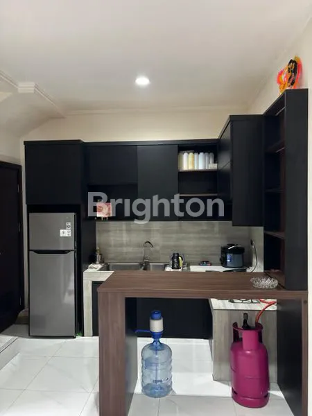 image RUMAH SIAP HUNI DI SUVARNA SUTERA. BANGUNAN 2 LANTAI  (1)