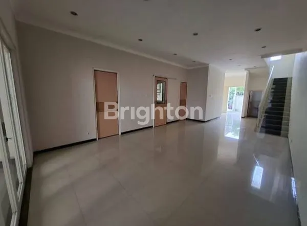 image RUMAH MINIMALIS 2 LANTAI KUTISARI INDAH UTARA SURABAYA (4)