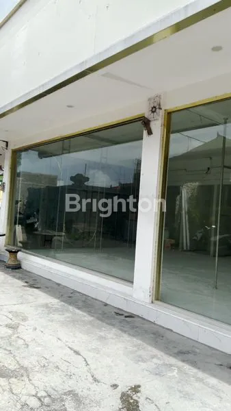 image RUKO DEKAT HOTEL BESAR POTENSIAL PENGUNJUNG COCOK UNTUK BISNIS (2)