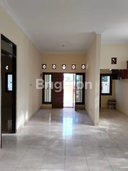 image DIJUAL RUMAH STRATEGIS DIJATIWARINGI JAMBLANG RAYA  (4)