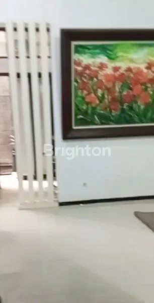 image RUMAH 2 LANTAI, FULL FURNISHED, SIAP HUNI, MODERN, LOKASI STRATEGIS, SULFAT, MALANG KOTA, JAWA TIMUR (2)