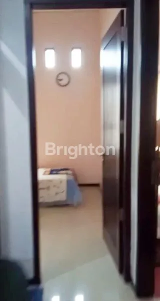 image RUMAH 2 LANTAI, FULL FURNISHED, SIAP HUNI, MODERN, LOKASI STRATEGIS, SULFAT, MALANG KOTA, JAWA TIMUR (5)