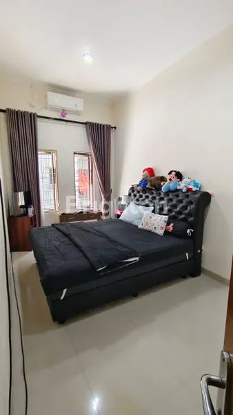 image RUMAH TERAWAT RAPI 3 LANTAI TANJUNG DUREN (6)