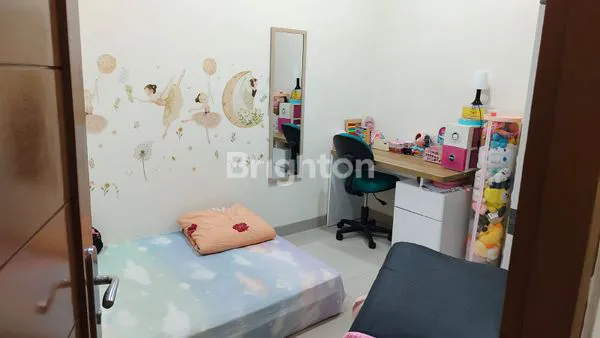 image RUMAH TERAWAT RAPI 3 LANTAI TANJUNG DUREN (7)