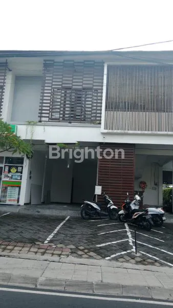 image RUKO PINGGIR JALAN AREA PANTAI BERAWA COCOK UNTUK BISNIS SANGAT STRATEGIS SEKALI (1)