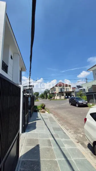 image ARAYA TAHAP 2 HOOK HADAP JALAN KEMBAR NEW SIAP HUNI (3)