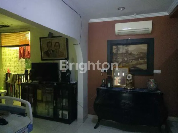 image RUMAH SIAP HUNI DALAM KOMPLEK CEMPAKA PUTIH JAKARTA PUSAT STRATEGIS BEBAS BANJIR (3)