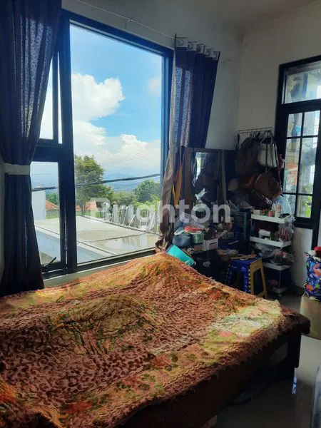 image RUKO 2 LANTAI STRATEGIS DALAM KOMP PERUM DI KAWASAN SEJUK DI CISARUA BANDUNG BARAT (6)