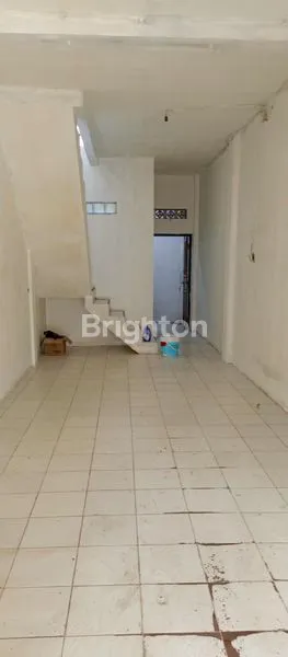 image RUKO 2 LANTAI DI PASAR RAWALUMBU, LOKASI RAMAI (2)