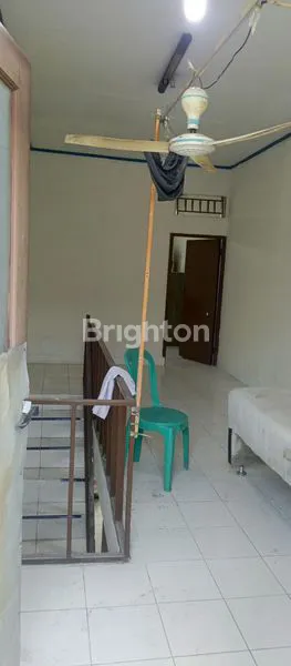 image RUKO 2 LANTAI DI PASAR RAWALUMBU, LOKASI RAMAI (3)