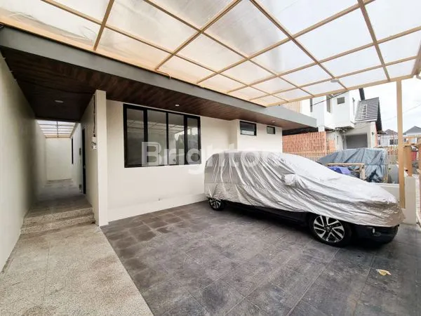 image RUMAH MODERN 3 LANTAI DI DALUNG – DEKAT CANGGU (2)