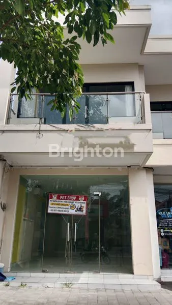 image RUKO PINGGIR JALAN AREA SEMINYAK LOKASI SANGAT STRATEGIS UNTUK BISNIS (6)