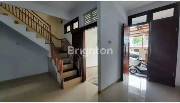 image RUMAH 3 LANTAI JATIPADANG (6)