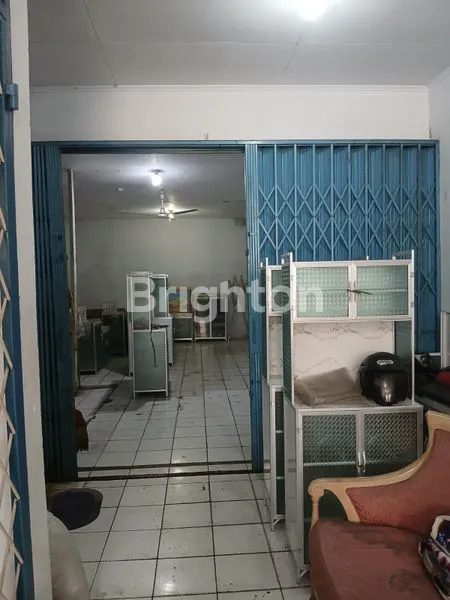 image RUKO SIAP HUNI DI GRAHA RAYA, LOKASI KOMERSIAL (1)