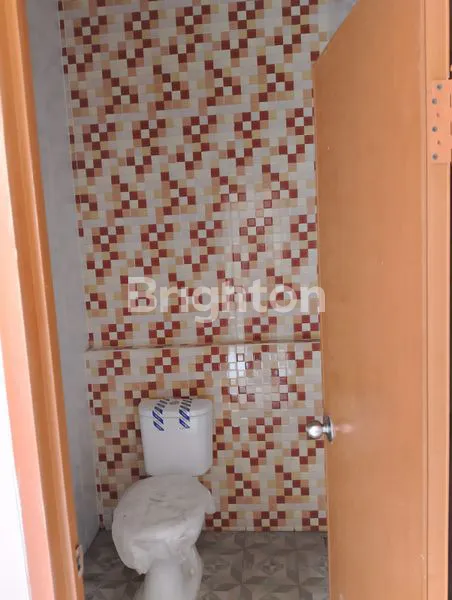 image SIAP HUNI THEGROVE  RUMAH TAPAK (4)