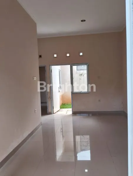 image RUMAH TAPAK THE GROVE SIAPHUNI (5)