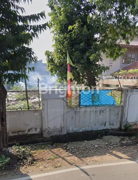 image RUMAH LUAS DI PETUKANGAN UTARA JAKARTA SELATAN (3)