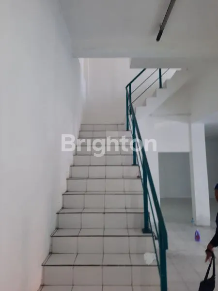 image INVESTASI RUKO 3 LANTAI, LT 204M², LOKASI BISNIS ELITE (5)