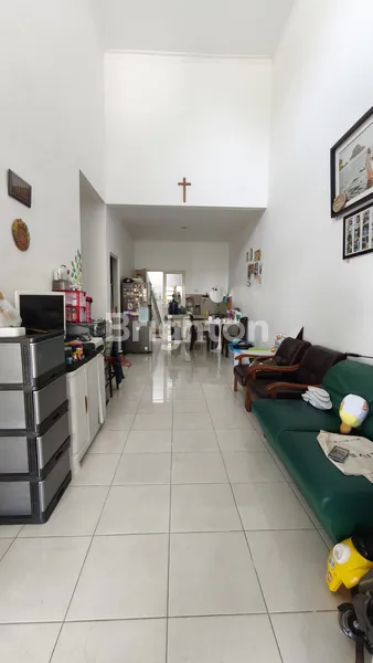 image RUMAH VALENCIA ICON, PURI SURYA JAYA  (7)