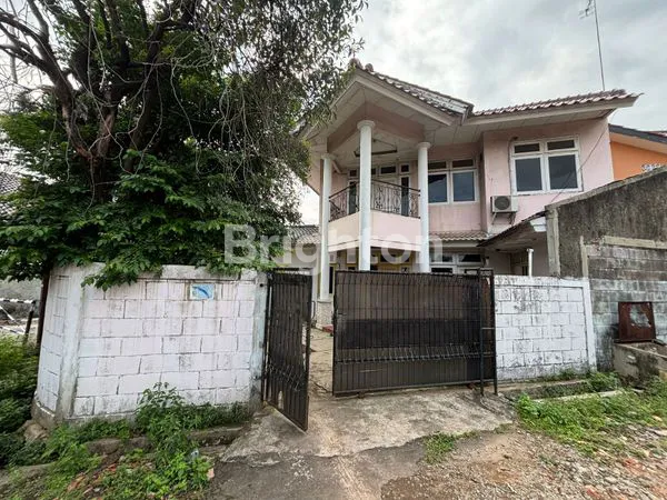 image RUMAH HOOK EKSKLUSIF, 4+1 KT, LOKASI PREMIUM BEKASI (2)