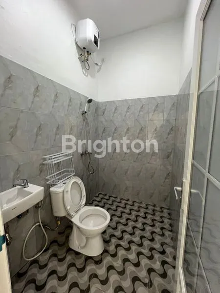 image RUMAH MINIMALIS LOKASI STRATEGIS DEKAT DENGAN SEKOLAH, KFC, MCD, BURGER KING, PIZZA HUT (5)