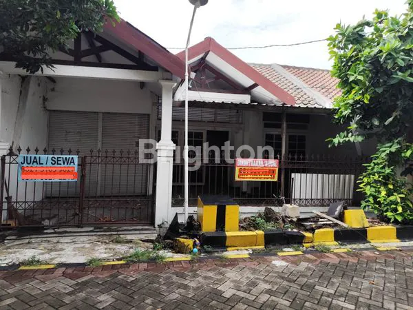 image RUMAH STRATEGIS RUNGKUT, 162M², 3KT, DEKAT MERR (1)