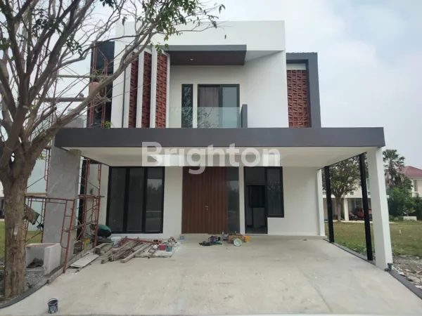 RUMAH 2 LANTAI BARU GRESS DEKAT MAYJEND SUNGKONO RAYA KUPANG INDAH DARMO INDAH DUKUH KUPANG HR MUHAMMAD CIPUTRA WORLD MAYAPADA HOSPITAL PAKUWON MALL RAYA LONTAR