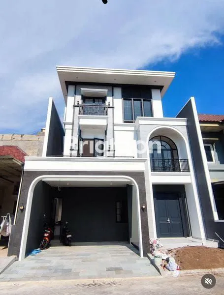 image VILLA TAMAN TELAGA  (1)