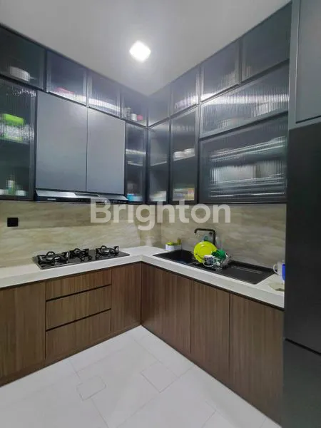 image RUMAH MEWAH 2 LANTAI FURNISH DI SUMMARECON BANDUNG, HARGA DIBAWAH PASAR - SIAP HUNI NEGO SAMPAI JADI (5)