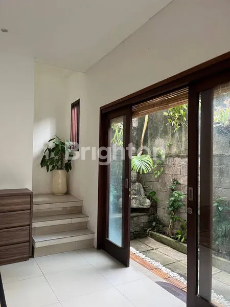 image RUMAH 3 KAMAR TIDUR SEMI FURNISHED HAYAM WURUK -DENPASAR TIMUR (3)