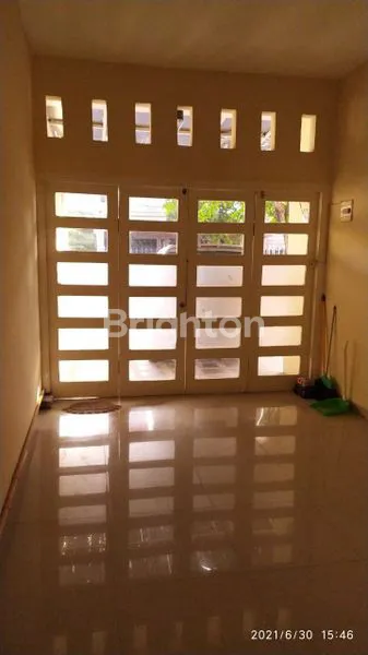 image RUMAH RUNGKUT ASRI 2 LANTAI (5)