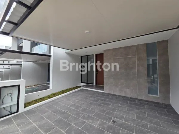 image RUMAH 2 LANTAI SIAP HUNI DI PERUMAHAN CITRAGRAND SEMARANG (4)