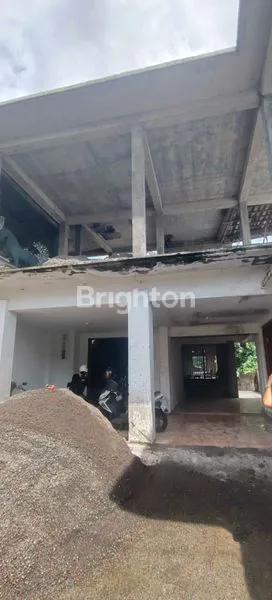 image BANGUNAN 3 LANTAI SEMI FINISHING LOKASI PREMIUM MAS UBUD (4)