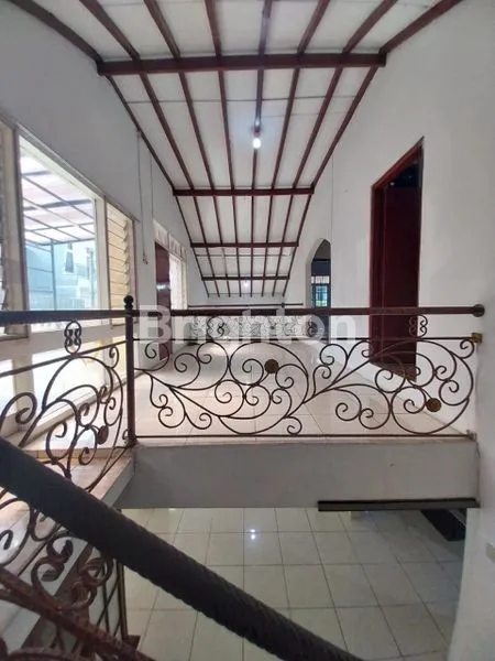 image RUMAH POSISI HOEK 2 LANTAI SIAP HUNI DAERAH KOJA-JAKARTA UTARA (3)