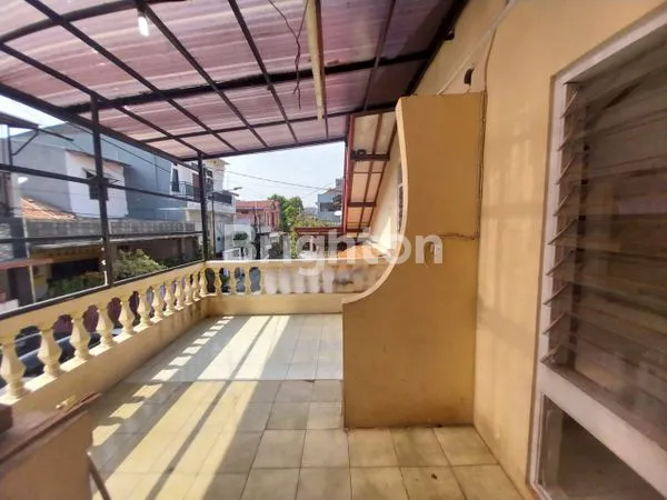 image RUMAH POSISI HOEK 2 LANTAI SIAP HUNI DAERAH KOJA-JAKARTA UTARA (8)