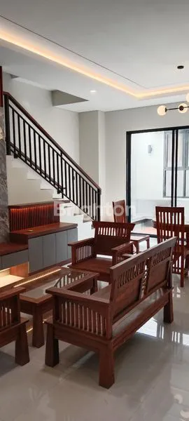 image DISEWA RUMAH BARU FULL FURNISH SIAP HUNI (1)