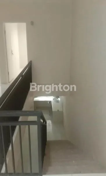 image RUMAH 2 LANTAI 5KT DI CIRENDEU, LT 165M² (6)