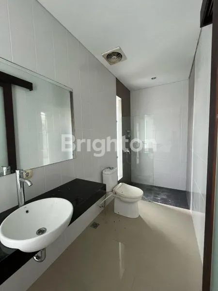 image DI JUAL RUMAH 5 KAMAR TIDUR DI JIMBARAN / FOR SALE 5 BED ROOMS HOUSE  IN JIMBARAN (5)