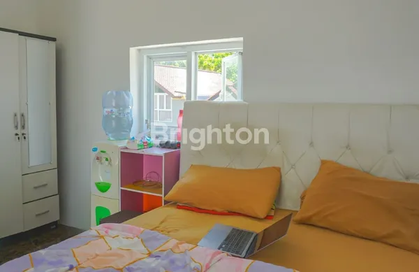 image DIJUAL RUMAH 3 LANTAI + ROOFTOP – SENTUL CITY  SEMI FURNISHED • AKSES 2 ARAH • SHM ON HAND (8)