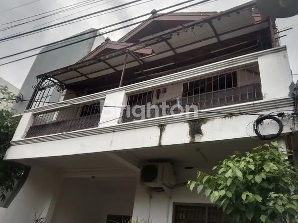 image DIJUAL RUMAH NYAMAN DAN STRATEGIS DI DEPOK II TENGAH (3)