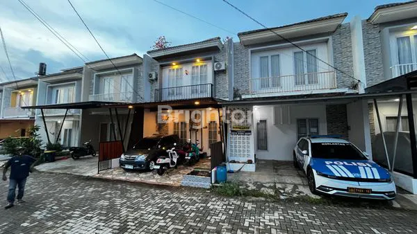 image DIJUAL RUMAH 3 LANTAI DIBAWAH 1M DIBOGOR (2)