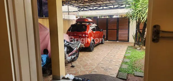 image RUMAH CANTIK DAN TERAWAT DIJAKARTA SELATAN  (8)