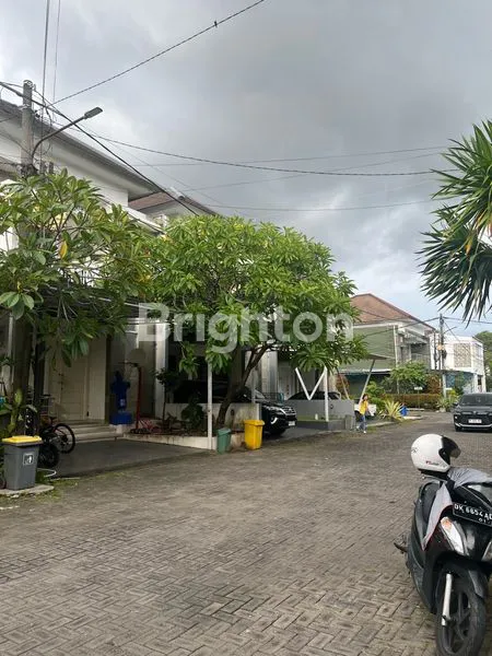 image DISEWAKAN RUMAH CLUSTER DENGAN KEAMANAN MAKSIMAL DIKAWASAN PERUMAHAN ELIT PESANGGARAN (7)